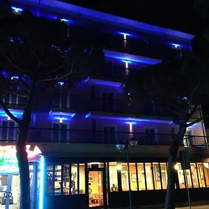 https://hotel-storione.hotelinveneto.com